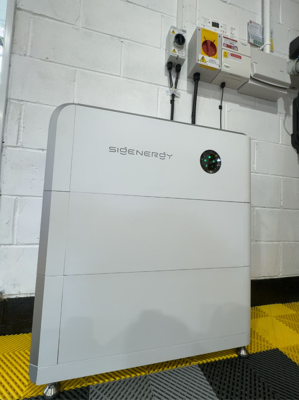 Sigenergy home solar battery installation in Surrey by Solid Electrical